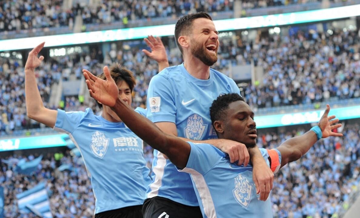 大连英博3-2战胜云南玉昆