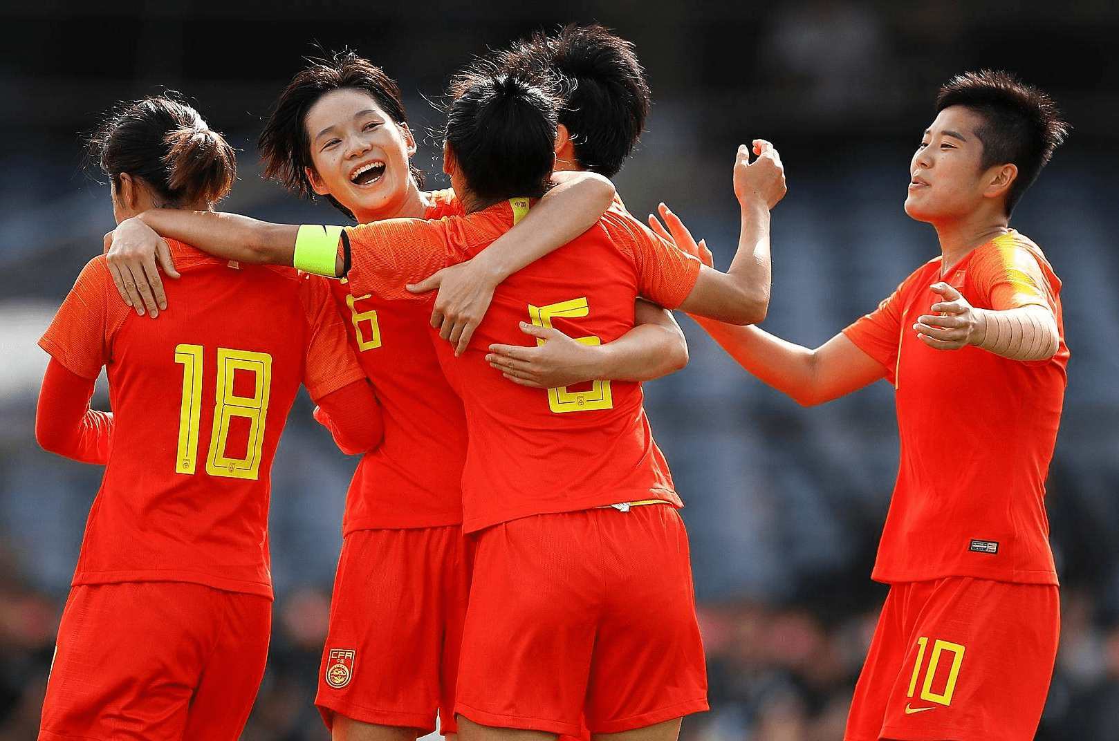 安博体育登录入口-全力以赴！女足比赛掀起高潮！